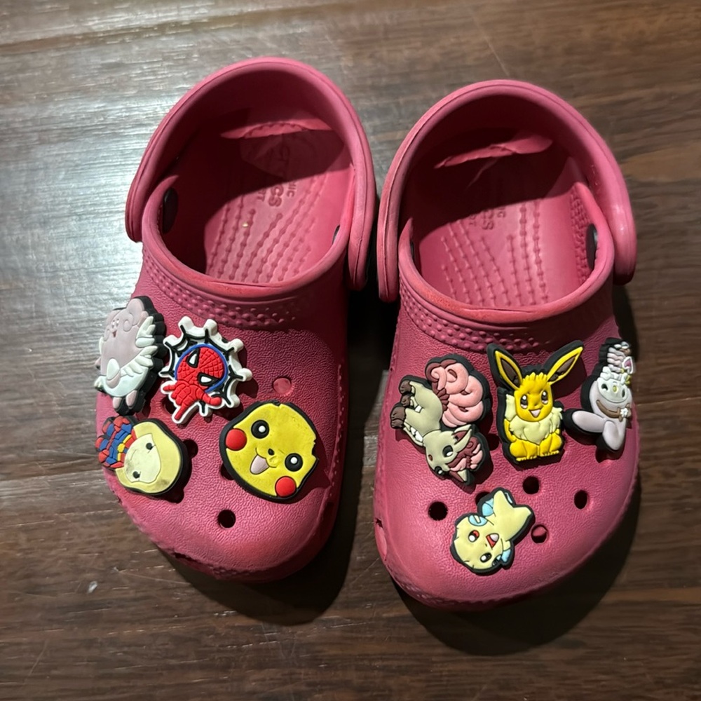 Crocs toddler sandals
Size 6C in great condition - Picture 1 of 3